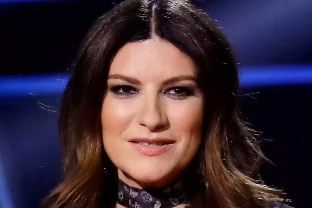 Laura pausini si racconta: "la meraviglia di essere simili"