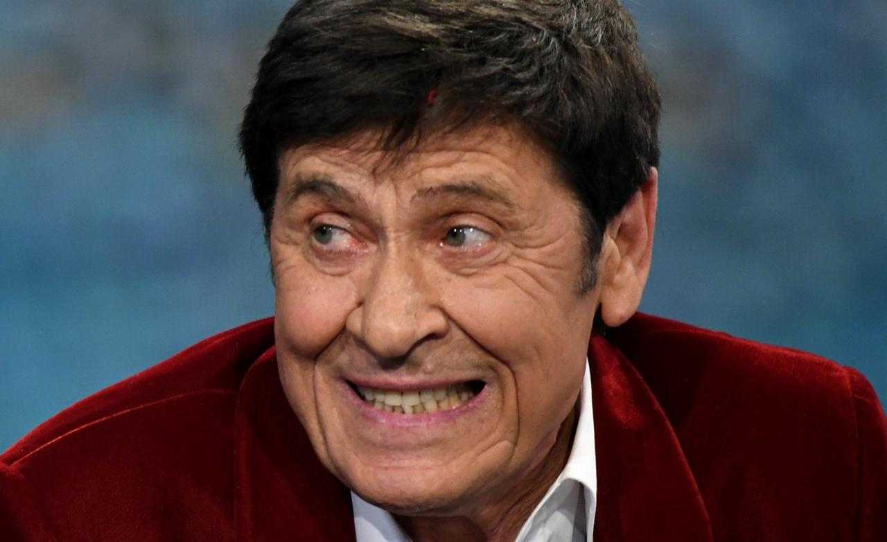 Gianni Morandi beccato alla grande - fortementein.com